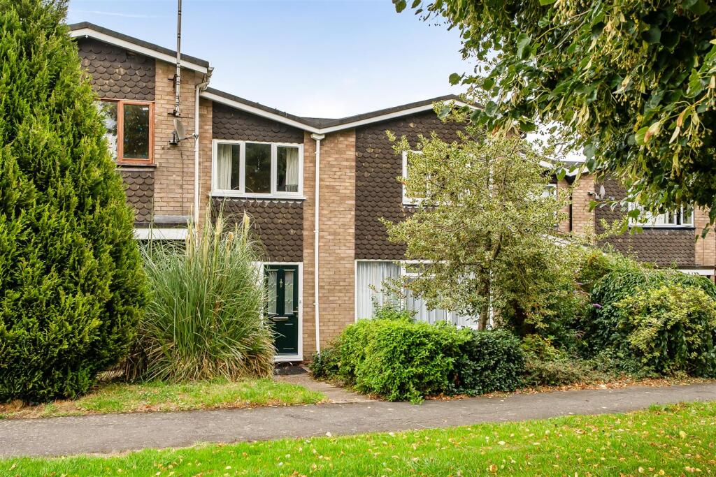 Main image of property: Carlson Gardens, Lutterworth, LE17