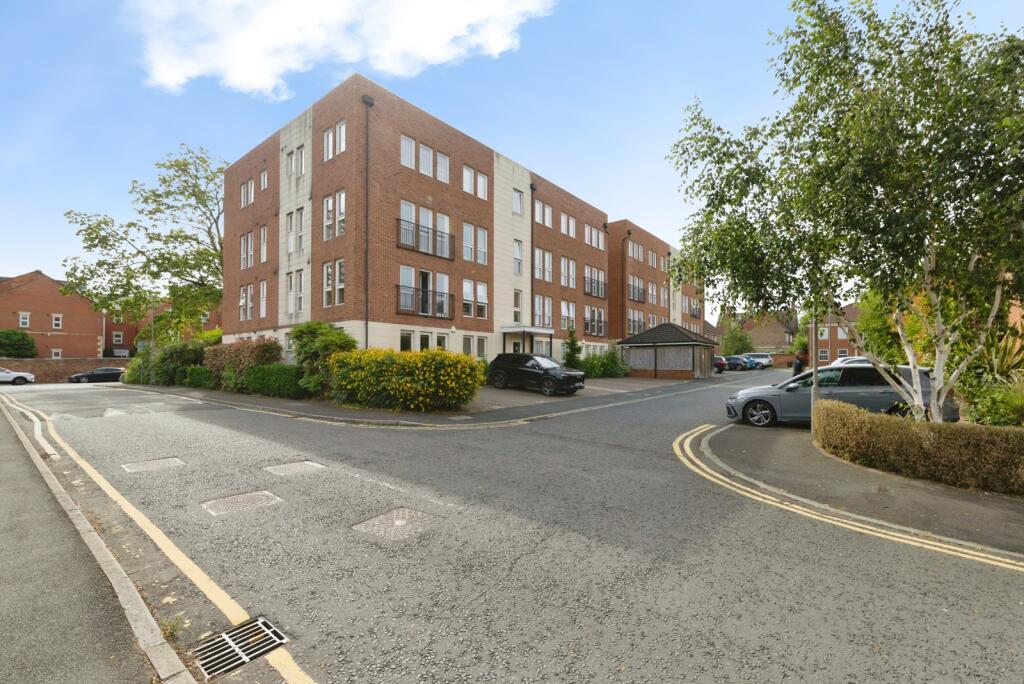 Main image of property: Glaisdale Court, DARLINGTON, County Durham, DL3