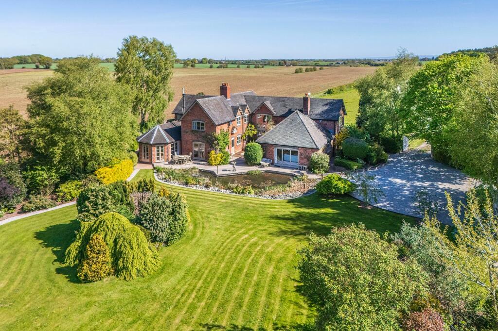 Main image of property: London Road, Doddington, Nantwich, Cheshire, CW5