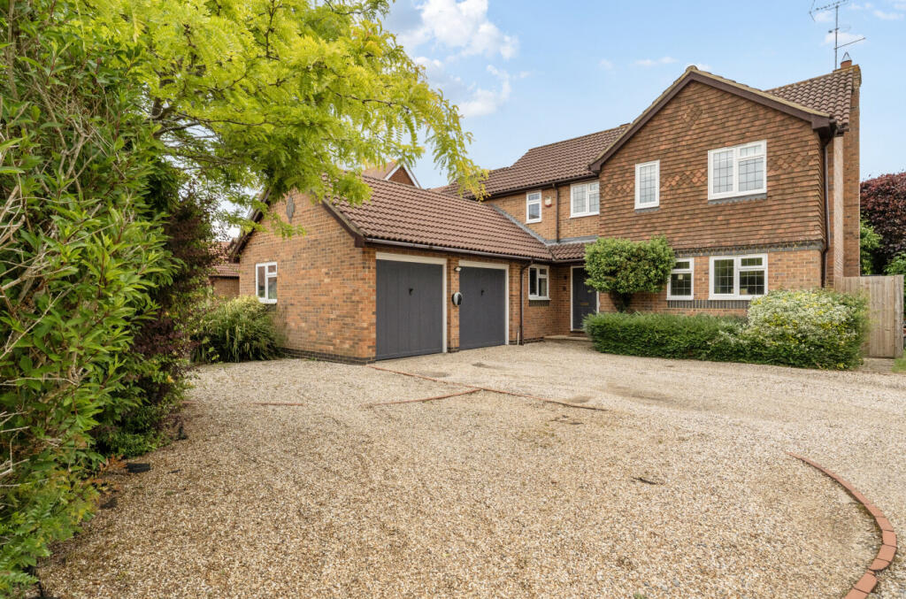 Main image of property: Kent Folly, Warfield, Bracknell