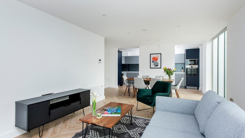 Main image of property: Anaconda cut, 100 Greengate, M3 7NG