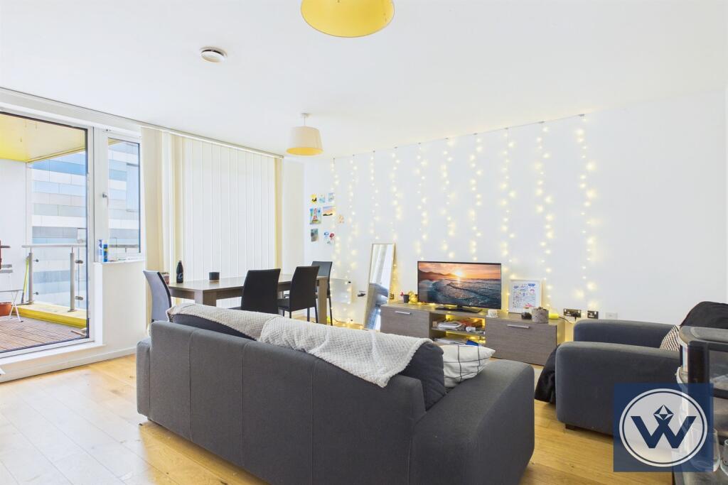 Main image of property: One Smithfield Square, M4
