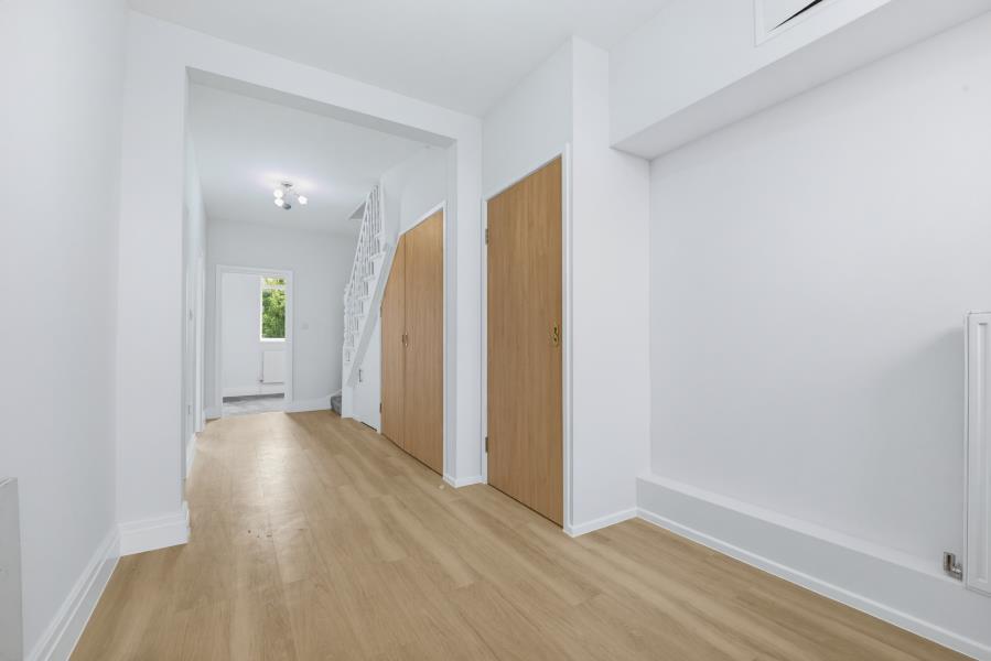 Main image of property: Pitshanger Lane, London, Ealing, W5 1QP