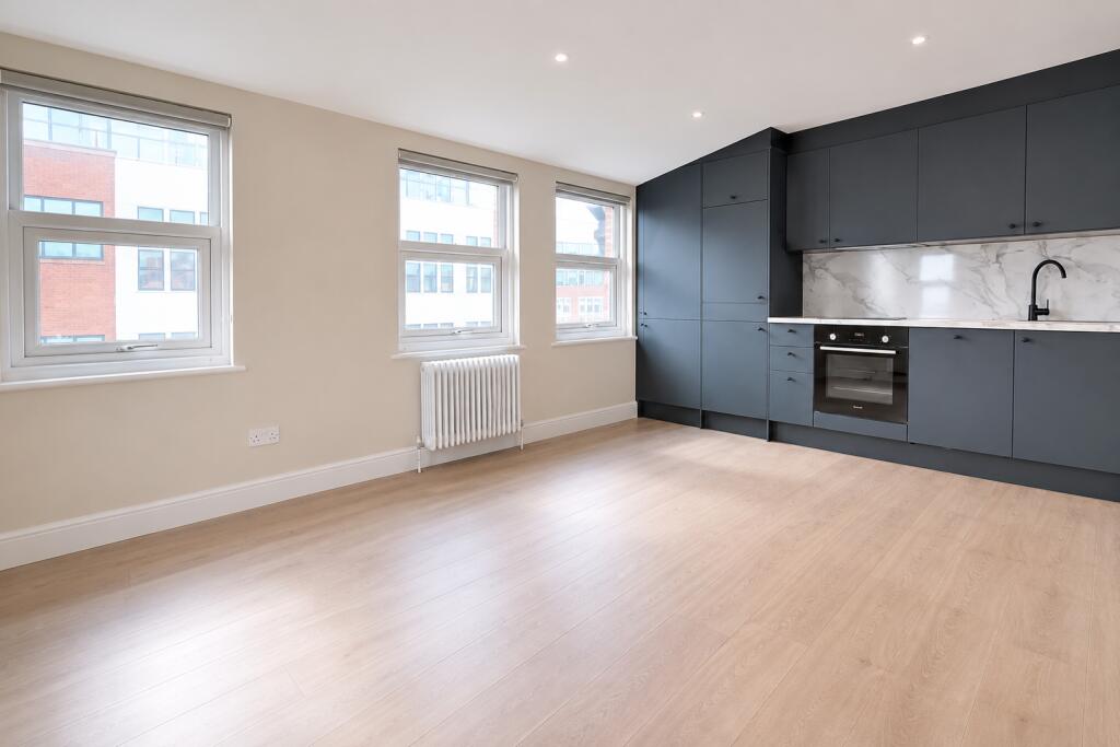 Main image of property: High Road, London, N12 9QD