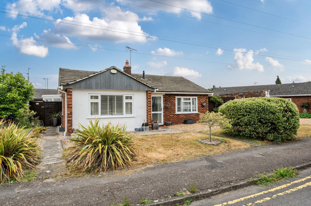 Main image of property: Saffron Close, Earley, Reading