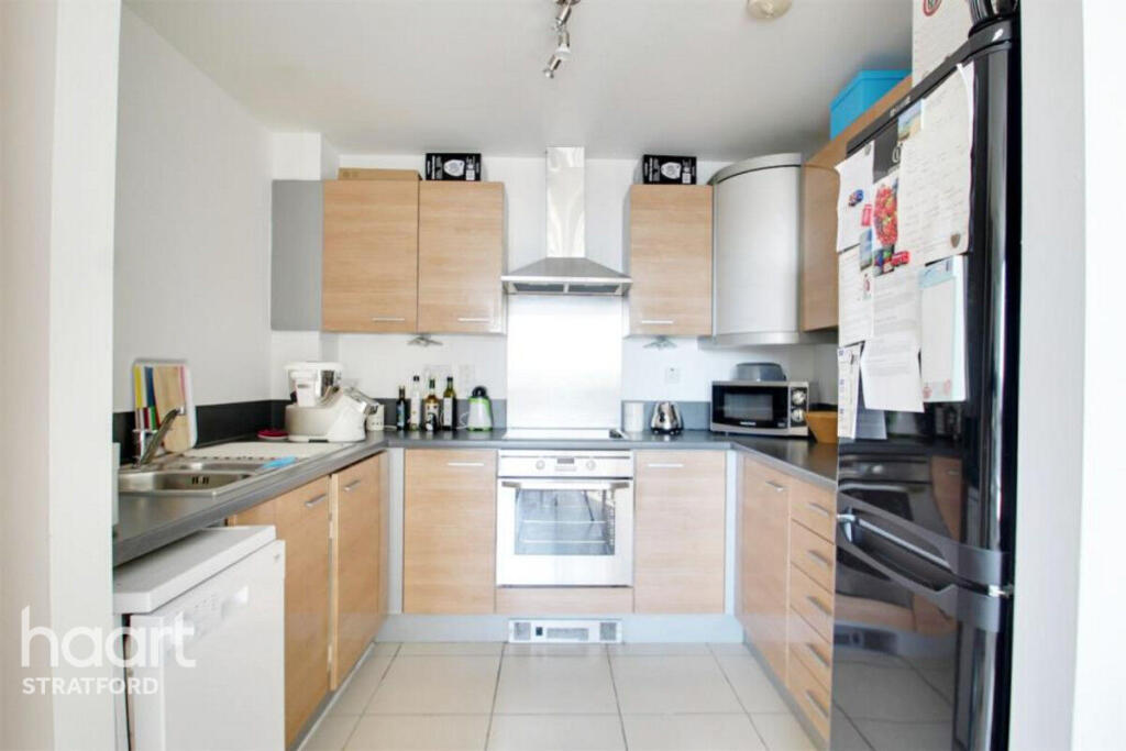 Main image of property: High Street, London