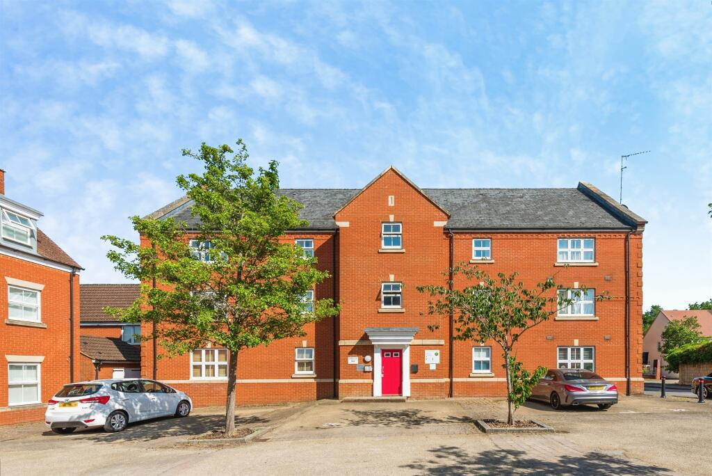 Main image of property: Phoenix Gardens, Swindon