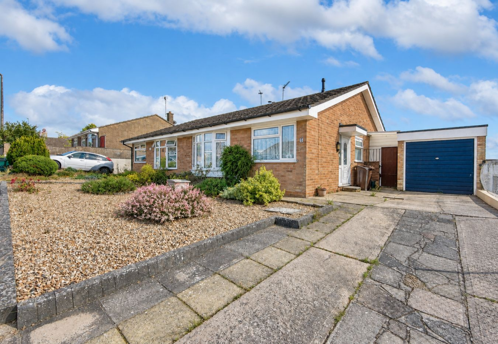 Main image of property: Milford Close, Wivenhoe, Colchester, CO7