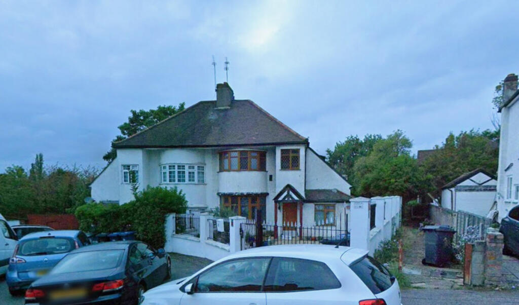Main image of property: Endersleigh Gardens, London, NW4 4