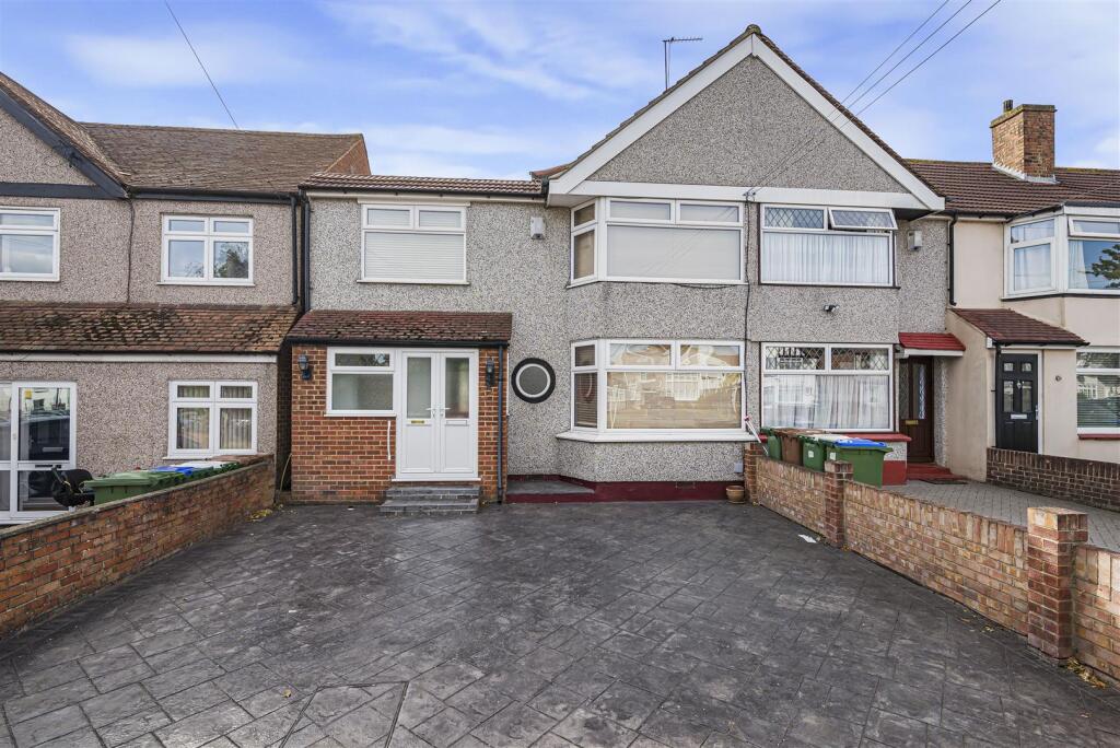 Main image of property: Sherwood Park Avenue, Sidcup, DA15 9JL