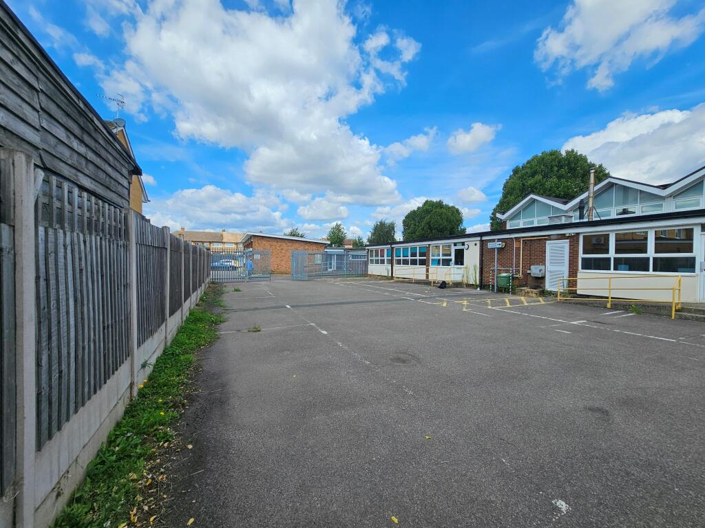 External rear yard.jpg