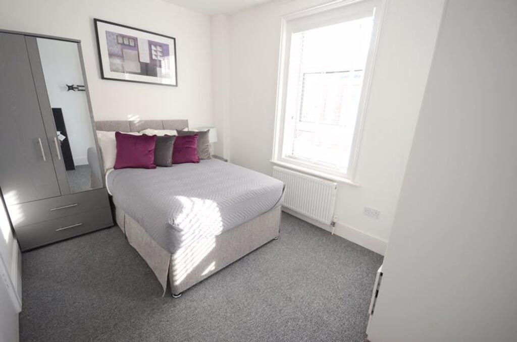 Main image of property: 76 Wimborne Road, Poole, BH15