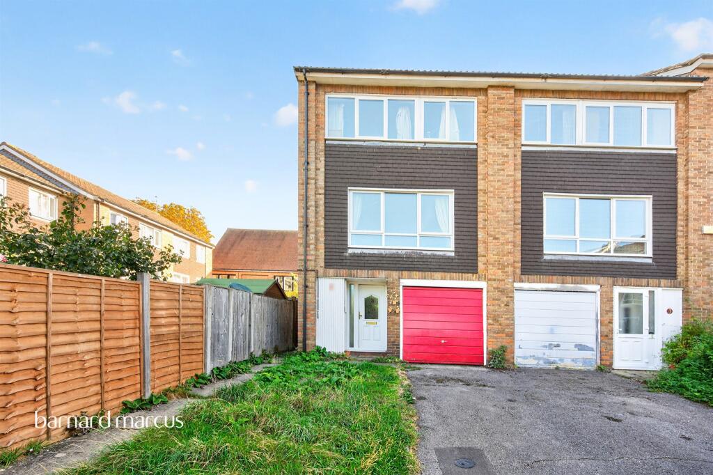 Main image of property: Walnut Mews, Sutton