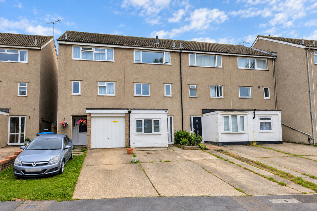 Main image of property: Ninian Road, Hemel Hempstead, HP2