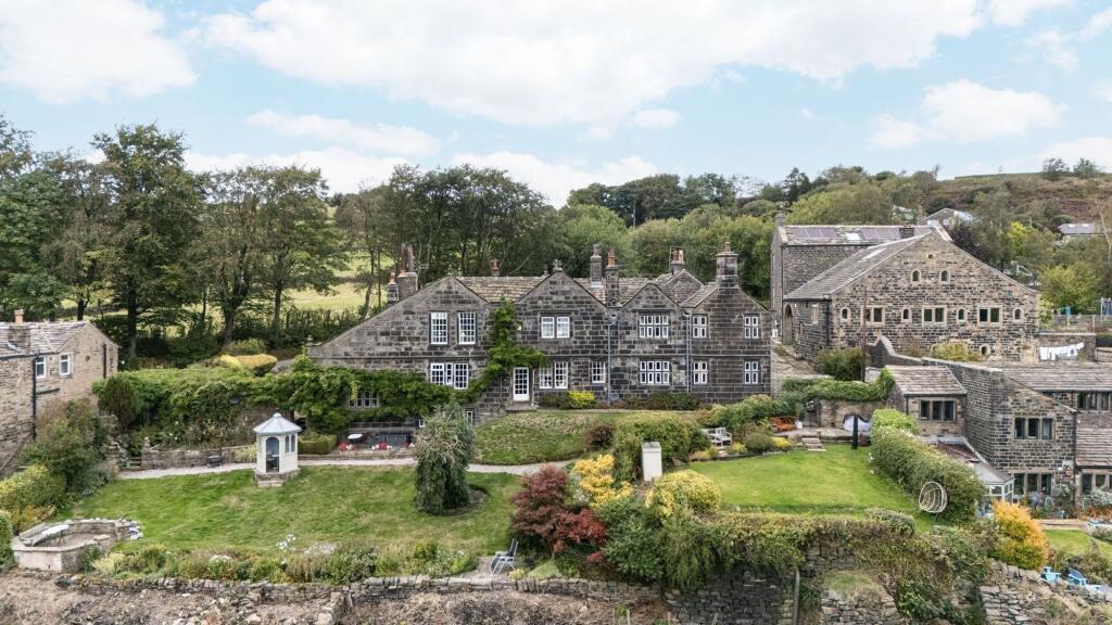 Main image of property: Swift Place, Sowerby Bridge, HX6