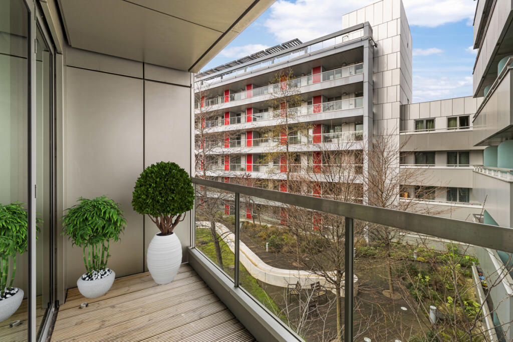 Main image of property: Fizzy Canning Town, 5 Barking Road, Canning Town E16 1EH