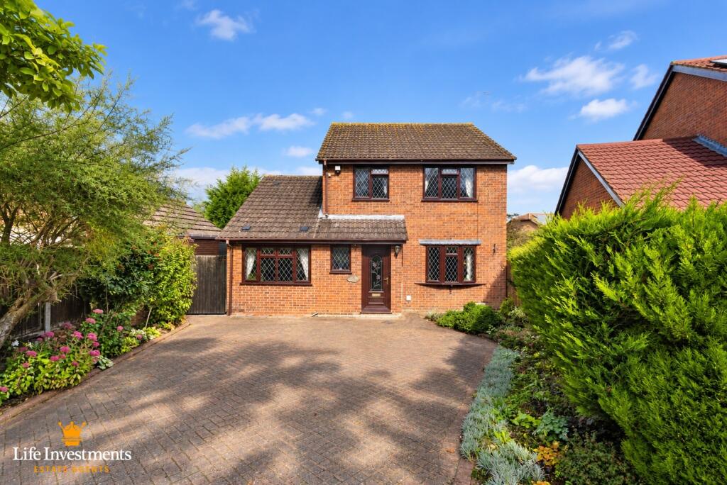Main image of property: Arnills Way, Kilsby, West Northamptonshire