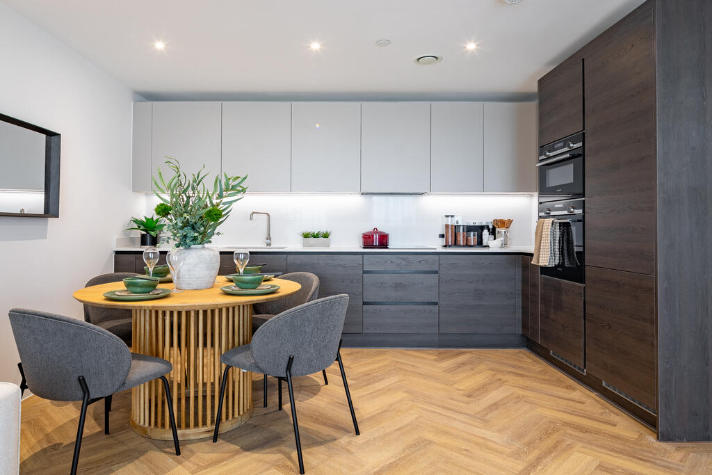 Main image of property: Carlton Vale
London
NW6 5HH