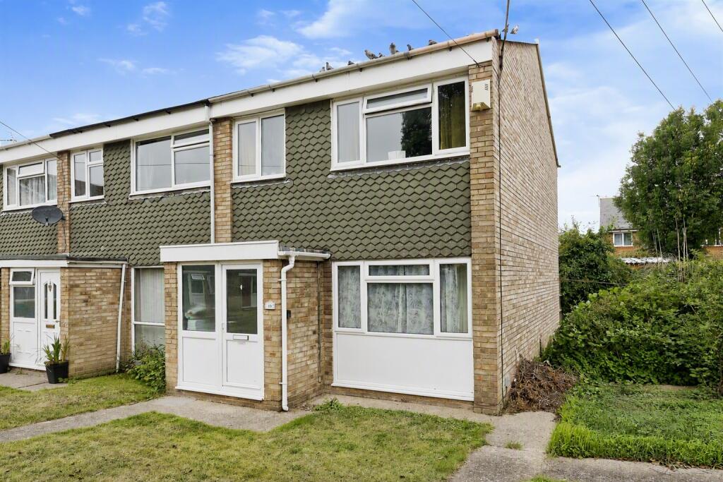 Main image of property: Sommerville Close, Faversham