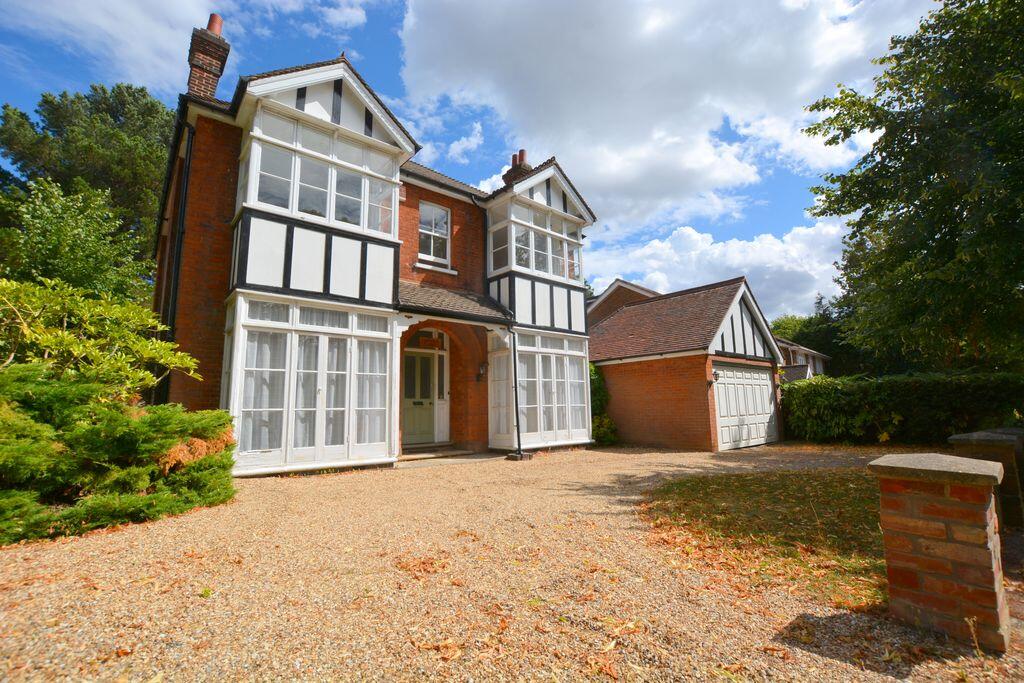 Main image of property: Oakleigh Road, Hatch End