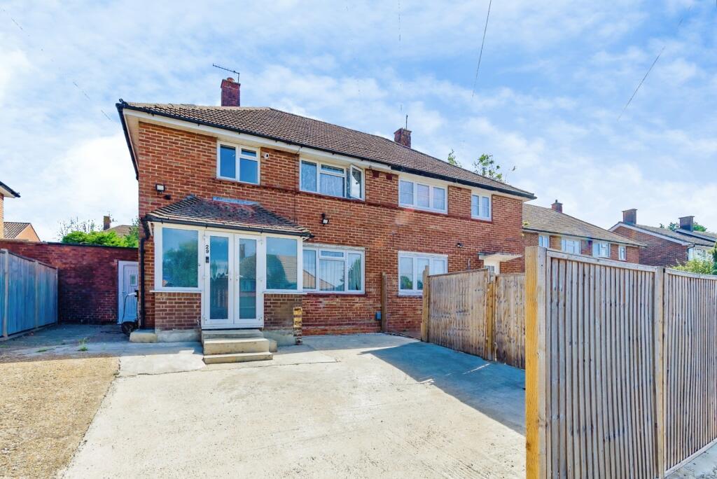 Main image of property: Redstart Close, New Addington, Croydon, CR0