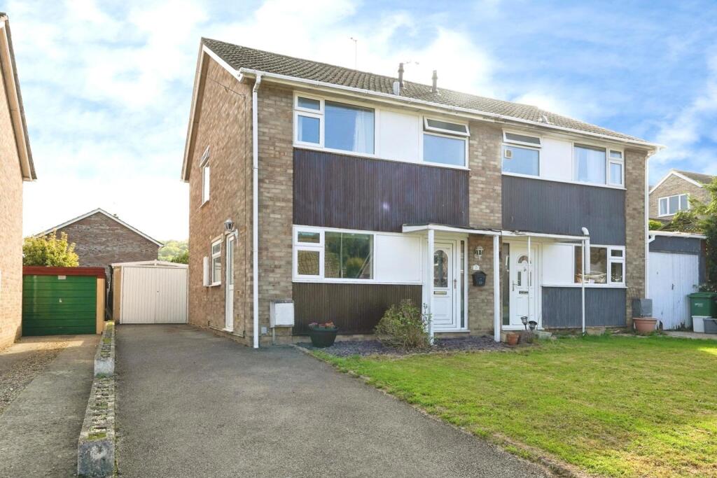 Main image of property: Tennyson Road, Dursley, Gloucestershire, GL11