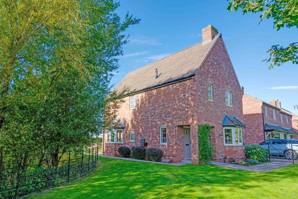 Main image of property: Edgehill View, Gaydon, CV35