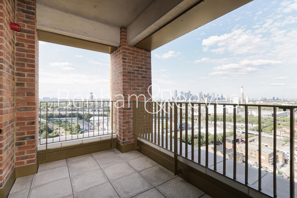 Main image of property: Bermondsey Heights, London, SE15