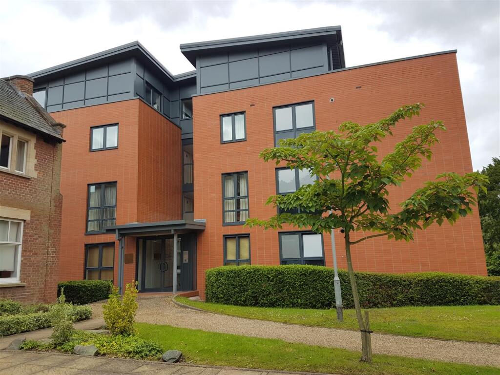 Main image of property: Ratcliffe Road, Stoneygate, Leicester