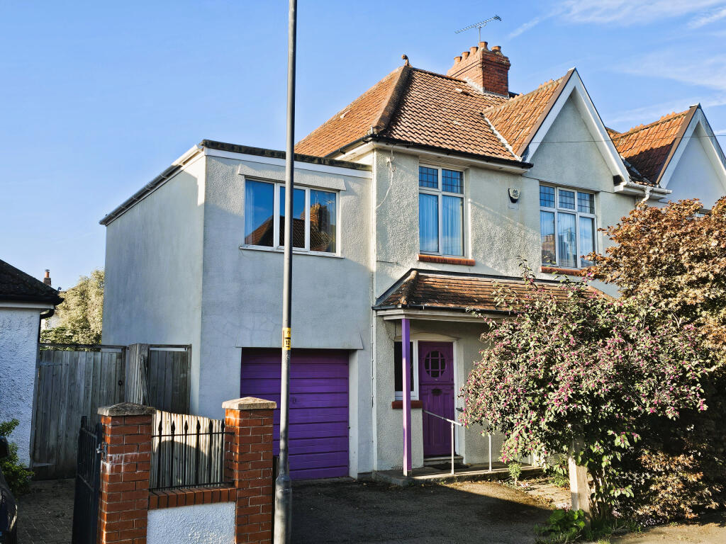 Main image of property: Henley Grove, Henleaze, Bristol, BS9