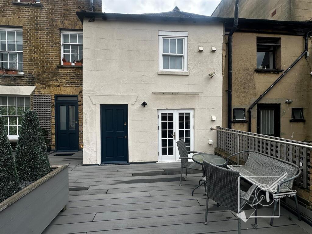 Main image of property: High Street, Gravesend