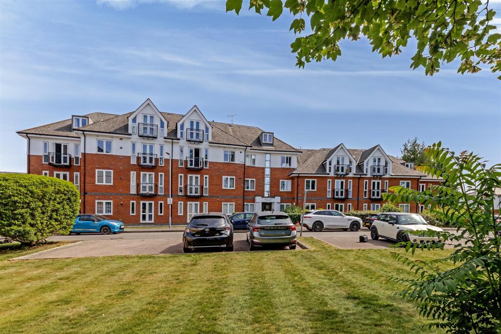 Main image of property: Park View Close, St. Albans