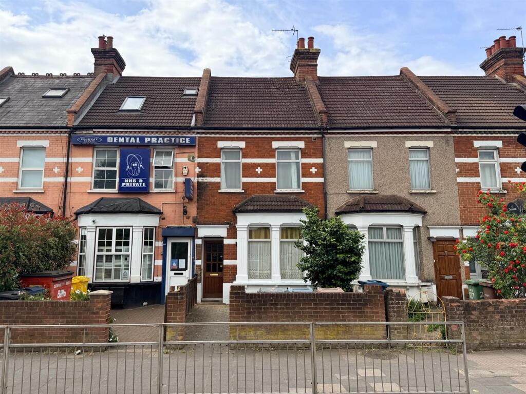 Main image of property: Burnt Oak Broadway, Edgware