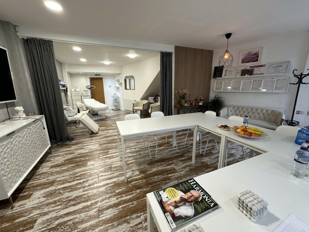 Main image of property: Wargrave Road, Newton-le-Willows, WA12
