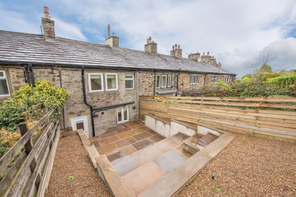 Main image of property: 20 Aire View, Cononley BD20 8JY