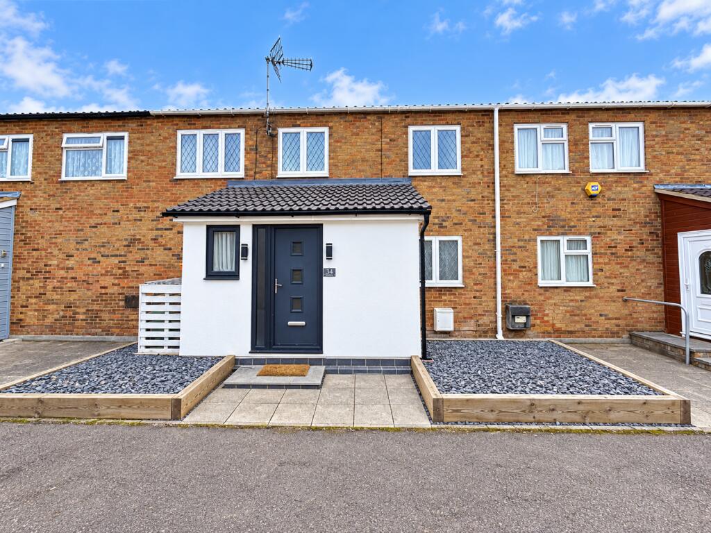 Main image of property: Brundish, Basildon, Essex, SS13