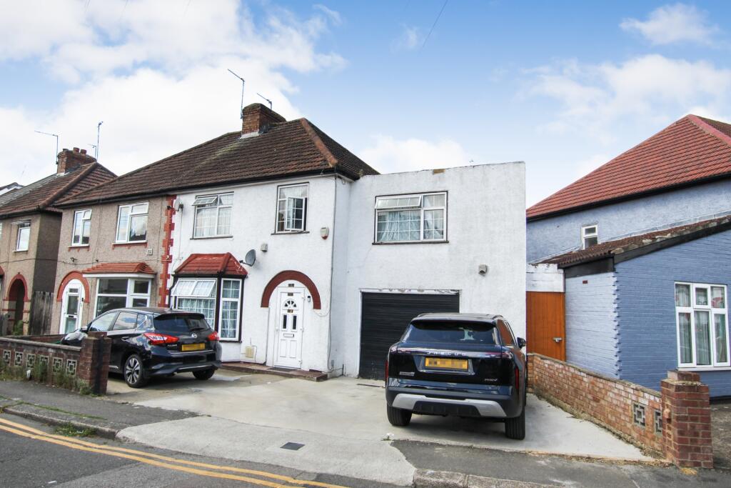 Main image of property: black rod close, Hayes, UB3