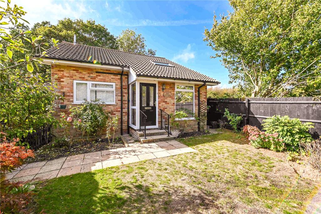 Main image of property: Wentwood Gardens, New Milton, Hampshire, BH25