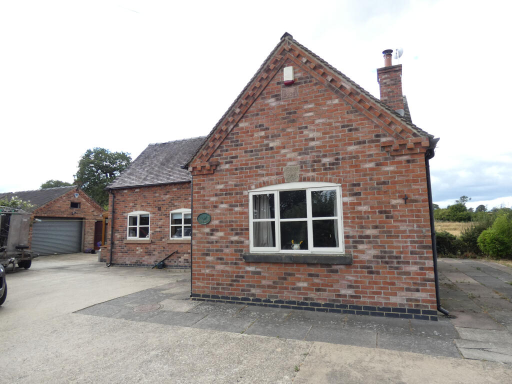 Main image of property: Oaklands, Brunswood Lane, Hulland Ward, Derbyshire
