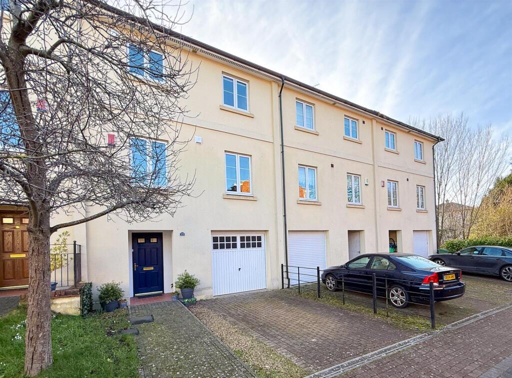 Main image of property: The Park, Cheltenham GL50 2LW