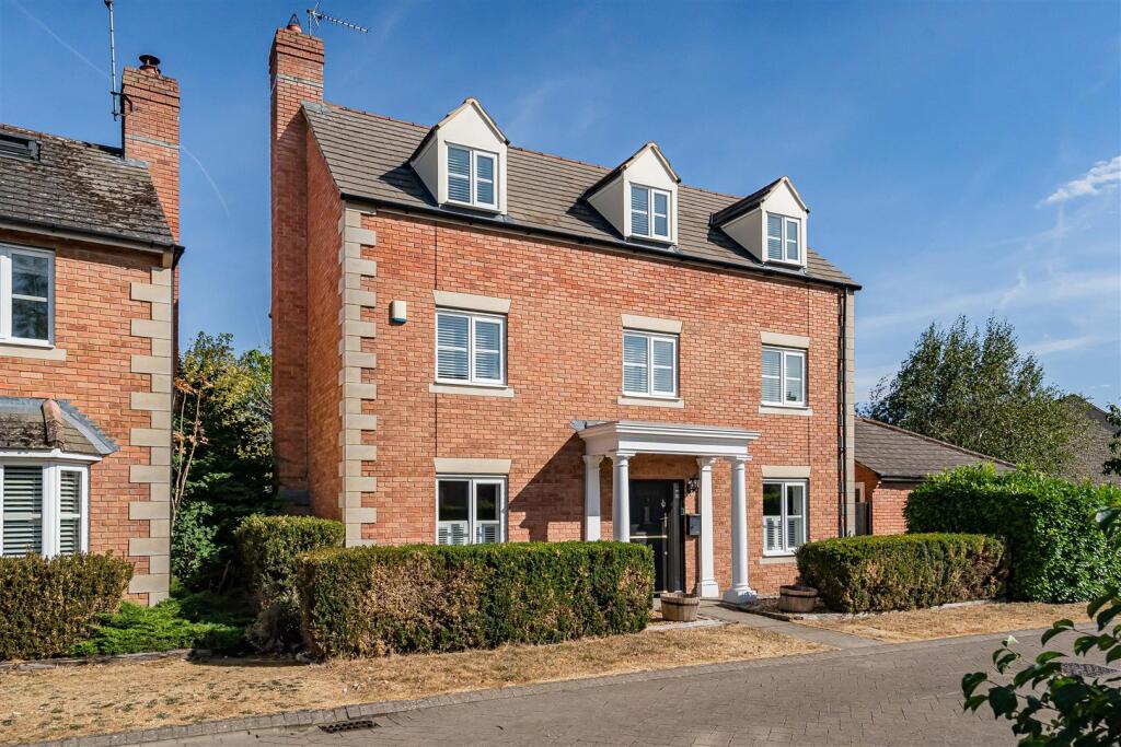 Main image of property: The Buntings, Bicester