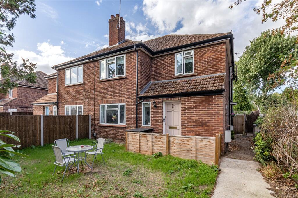 Main image of property: High Road, Byfleet, West Byfleet, Surrey, KT14