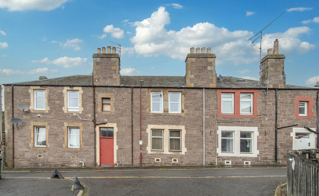 Main image of property: 5C Meadow Place, Crieff, PH7 4DU