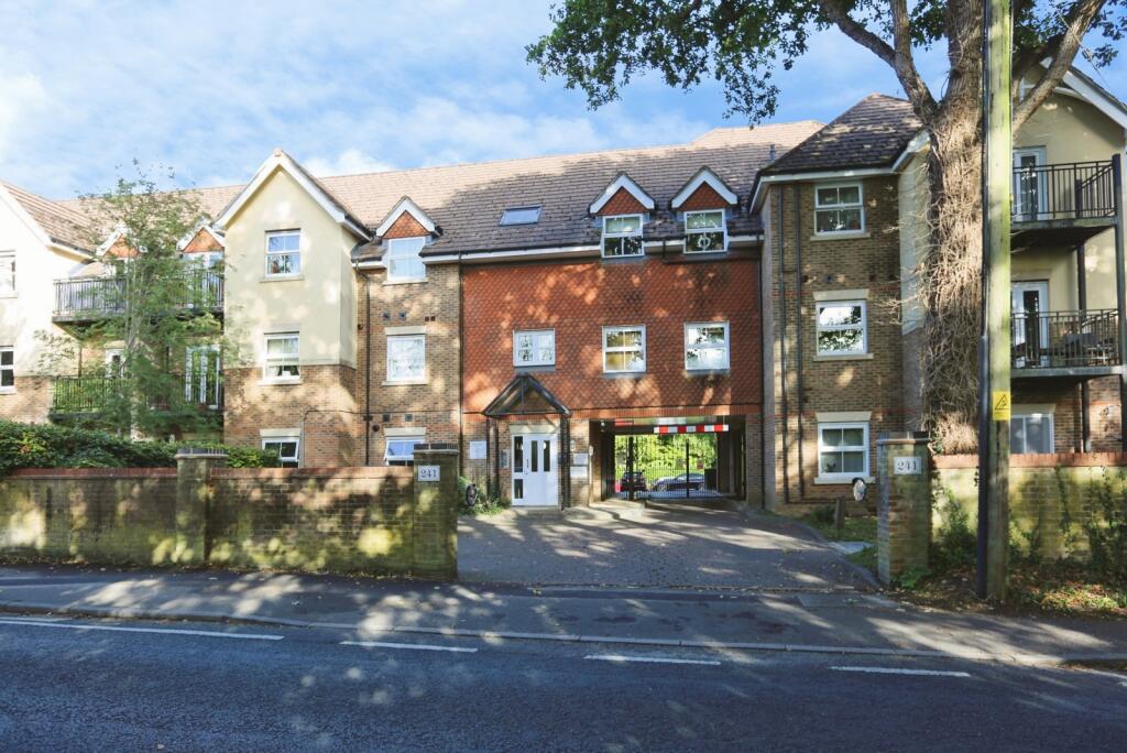 Main image of property: Simpkins Court, 241 Hursley Road, Eastleigh, Hampshire, SO53