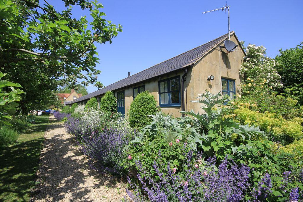 Main image of property: Chearsley