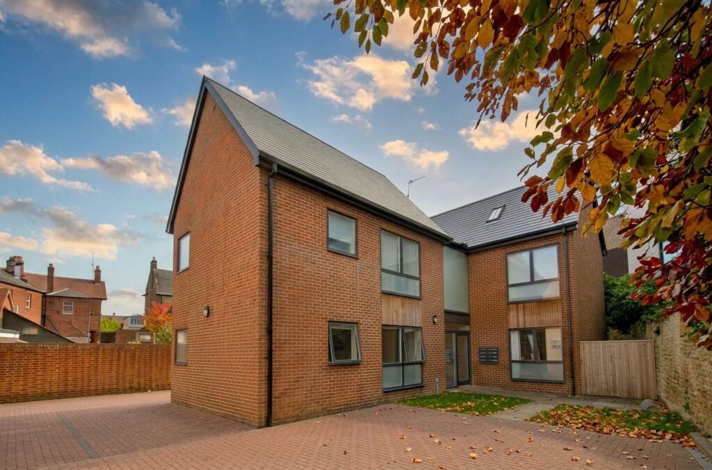 Main image of property: Bath Street, Abingdon, OX14