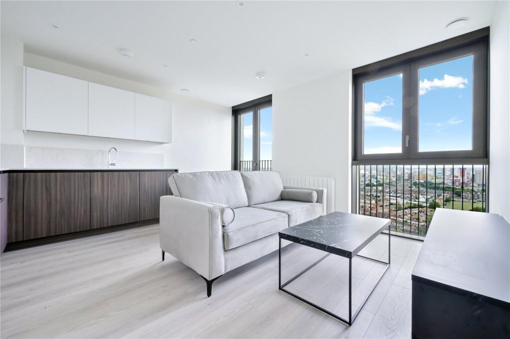 Main image of property: Affinity View, London, E16