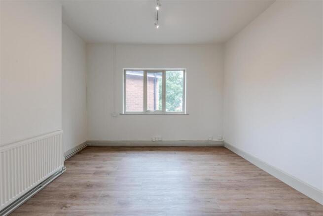 Asper - Offices 7 and 8 - Wombourne 7572.jpg