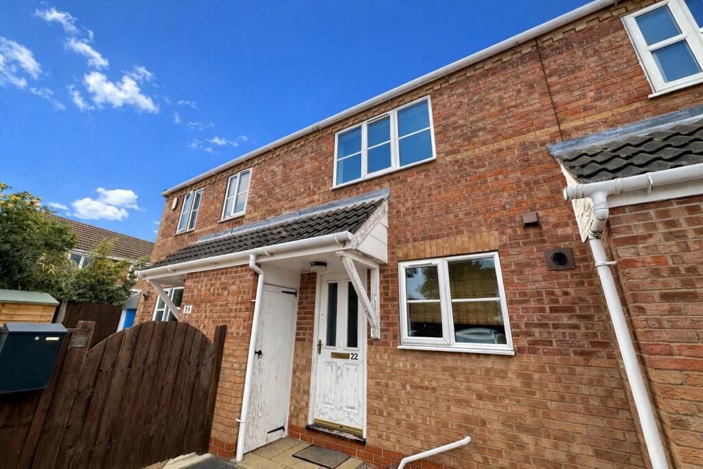 Main image of property: 22 Maiden Court, Saxilby, Lincoln, LN1 2WH