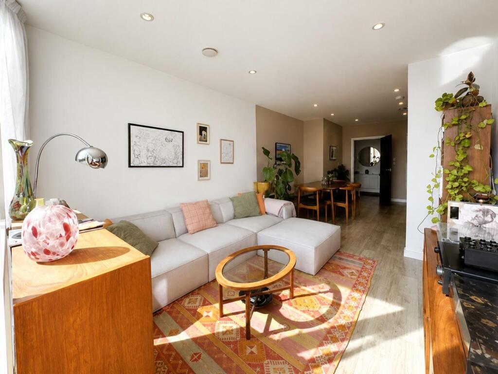 Main image of property: Woods Road, Peckham, London, SE15